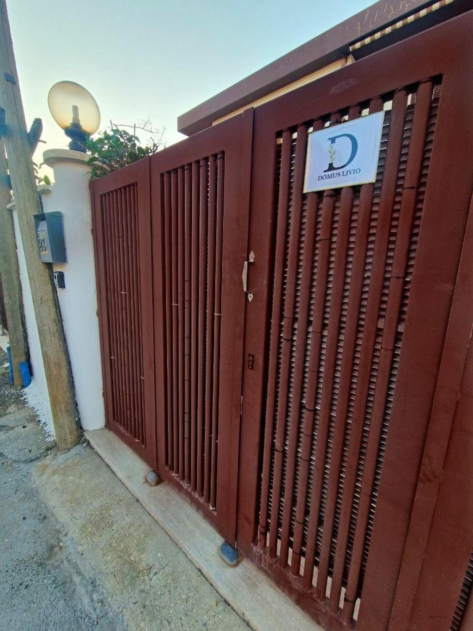 Domus Livio, 7 Min Fco Airport, Free Wifi, Garden Apartment, 2 Tv Hd Fiumicino Eksteriør bilde